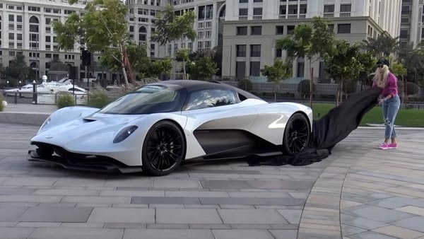 జేమ్స్ బాండ్ సినిమాలో డ్రైవ్ చేయబోయే కారు ఇదే