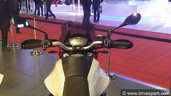 త్వరపడండి... మోటో గుజ్జి బైక్ అమ్మకాలు ఏప్రిల్ 1 వరకే 