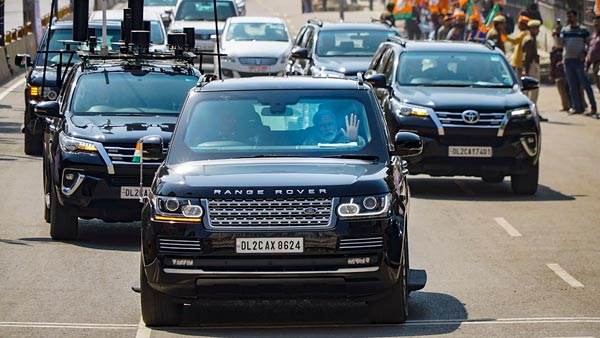 ట్రంప్ ని రిసీవ్ చేసుకోవడానికి నరేంద్ర మోడీ ఏ కారులో వచ్చారంటే.. ?