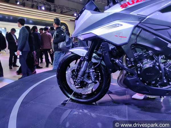2020 ఆటో ఎక్స్‌పోలో కటన మోటార్ సైకిల్ ని ఆవిష్కరించిన సుజుకి 