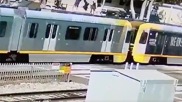 బిఎమ్‌డబ్ల్యూ కారుని ఢీ కొన్న ట్రైన్, తర్వాత ఎం జరిగిందంటే.. ?