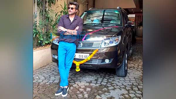 బాలీవుడ్ సెలబ్రెటీస్ వాడే ఈ కార్లు చూస్తే షాక్ అవ్వలసిందే.. ?