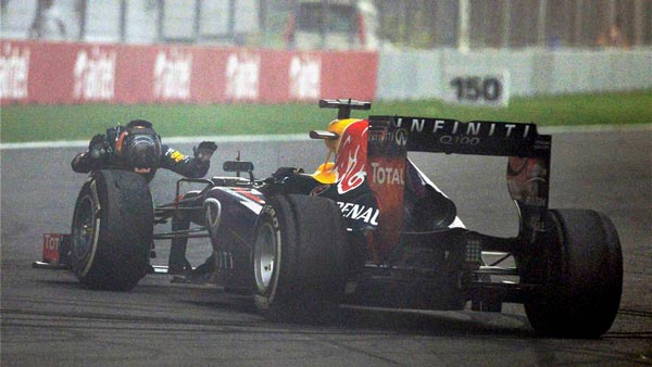 కరోనా ఎఫెక్ట్ : వలస కార్మికులకు వసతిగా మారిన బుద్ధ ఇంటర్నేషనల్ సర్క్యూట్