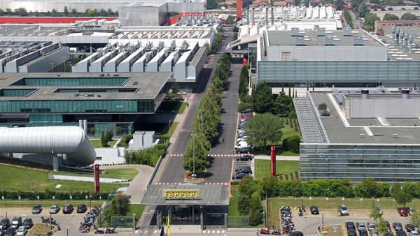 త్వరలో ఉత్పత్తిని తిరిగి ప్రారంభించనున్న ఫెరారీ