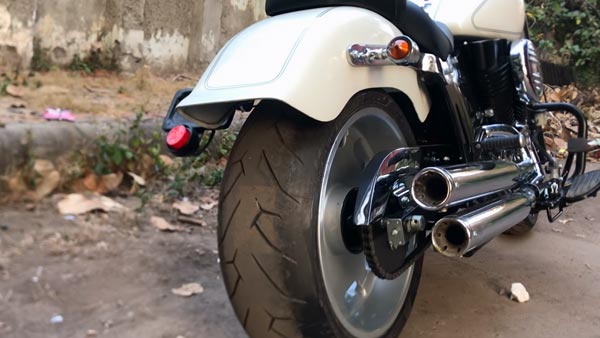 హార్లే డేవిడ్సన్ ఫ్యాట్ బాయ్ గా రూపాంతరం చెందిన రాయల్ ఎన్ఫీల్డ్ బుల్లెట్