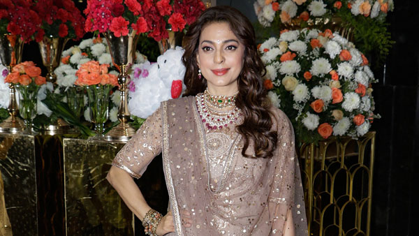 ప్రముఖ హీరోయిన్స్ ఉపయోగించే 1990 నాటి లగ్జరీ కార్లు