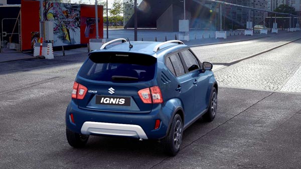 ఏడు రోజులుగా కారులోనే నిద్రించిన డాక్టర్, ఎందుకో తెలుసా.. ?