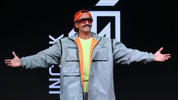 బాలీవుడ్ యాక్టర్స్ ఉపయోగించే లగ్జరీ కార్లు