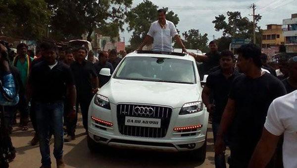 అండర్ వరల్డ్ డాన్ ముత్తప్ప రాయ్ లగ్జరీ కార్స్ ఎలా ఉన్నాయో చూసారా ! అండర్ వరల్డ్ డాన్ ముత్తప్ప రాయ్ లగ్జరీ కార్స్ ఎలా ఉన్నాయో చూసారా !