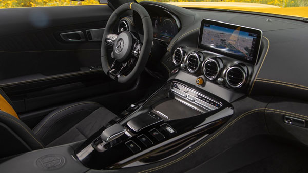 ఇండియాలో 2020 ఎఎమ్‌జి జిటి-ఆర్ లాంచ్ డేట్ ఫిక్స్ చేసిన మెర్సిడెస్ బెంజ్ 