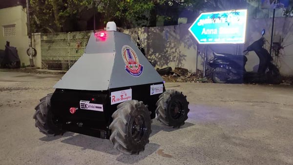 గుడ్ న్యూస్.. కరోనా నుంచి కాపాడే రోబో వచ్చేసింది