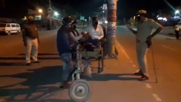 లాక్‌డౌన్ లో తల్లిని చూడటానికి 480 కి.మీ సైకిల్ పై వచ్చిన కొడుకు, చివరికి ఏమైందంటే 