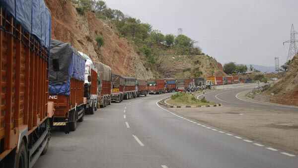 రహదారి నిర్మాణానికి భారీ పెట్టుబడులు పెట్టనున్న కేంద్ర ప్రభుత్వం