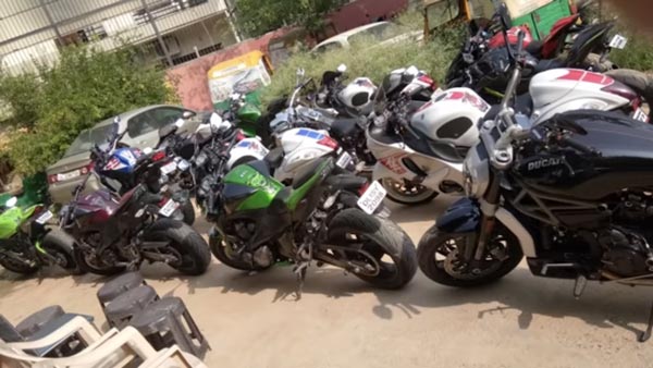 ఆలస్యంగా పట్టుబడ్డ ఘరానా దొంగ ; 13 బైకులు స్వాధీనం