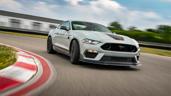 17 ఏళ్ల తర్వాత తిరిగి ప్రాణం పోసుకున్న ఫోర్డ్ మస్టాంగ్ మాక్ 1