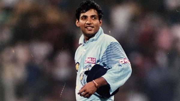 కియా కార్నివాల్ ఎంపివిని కొనుగోలు చేసిన మాజీ ఇండియన్ క్రికెటర్