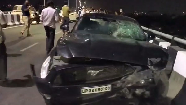 హై స్పీడ్ వల్ల కారు ప్రమాదంలో చిక్కుకున్న ఇండియన్ IPL క్రికెటర్