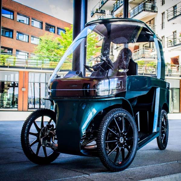 చూడటానికి కార్ లాగా కనిపించే కొత్త ఎలక్ట్రిక్ బైక్ 