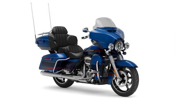 లగ్జరీ బైక్‌పై కనిపించిన భారత సుప్రీంకోర్ట్ న్యాయమూర్తి