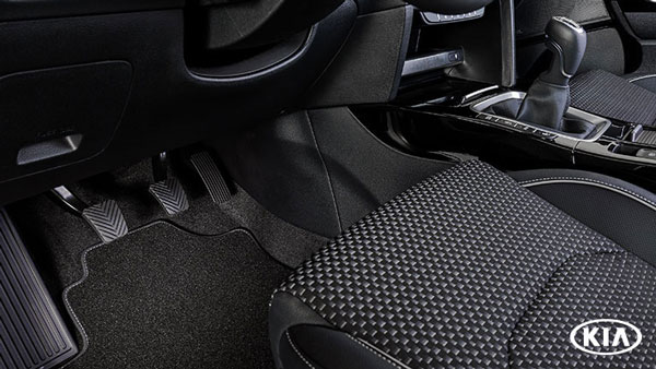 మీ కారు మైలేజిని పెంచాలనుకుంటున్నారా.. అయితే ఇలా చేయండి