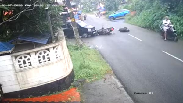 భారతీయ రోడ్లపై ఎప్పుడు ఏ ప్రమాదం జరుగుతుందో ; ఈ వీడియో చూడండి