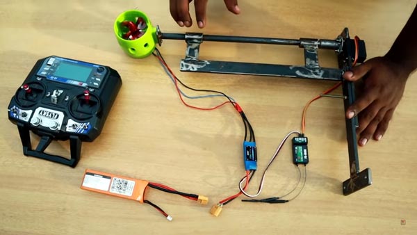 మీరు ఎప్పుడూ చూడని రిమోట్ కంట్రోల్ బోట్