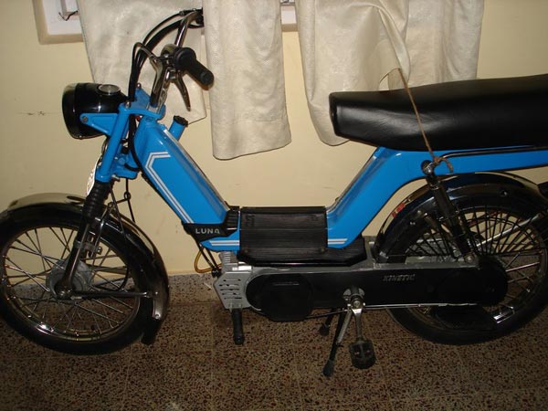 లూనా ఎలక్ట్రిక్ మోటార్ సైకిల్ : దీనికి లైసెన్స్ అవసరం లేదు