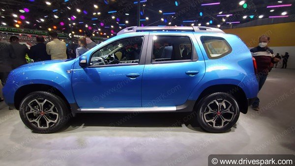 రెనాల్ట్ డస్టర్‌లో కొత్త టర్బో పెట్రోల్ వేరియంట్; ఆగస్ట్‌లో విడుదల!