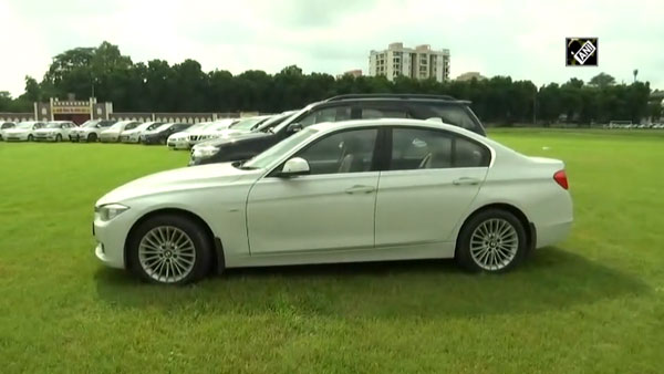 11 కోట్ల విలువైన 112 కార్లు దొంగలించిన ఎంబీఏ డిగ్రీ హోల్డర్ ముఠా, తర్వాత ఏం జరిగిందంటే