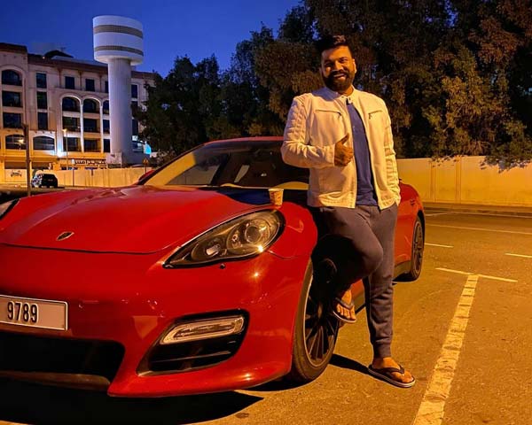 టెక్నికల్ గురూజీ లగ్జరీ కార్లు & బైక్‌లు