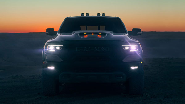 రామ్ టిఆర్ఎక్స్ పికప్ ట్రక్ : ప్రారంభించిన కొద్ది గంటల్లో రికార్డు అమ్మకాలు