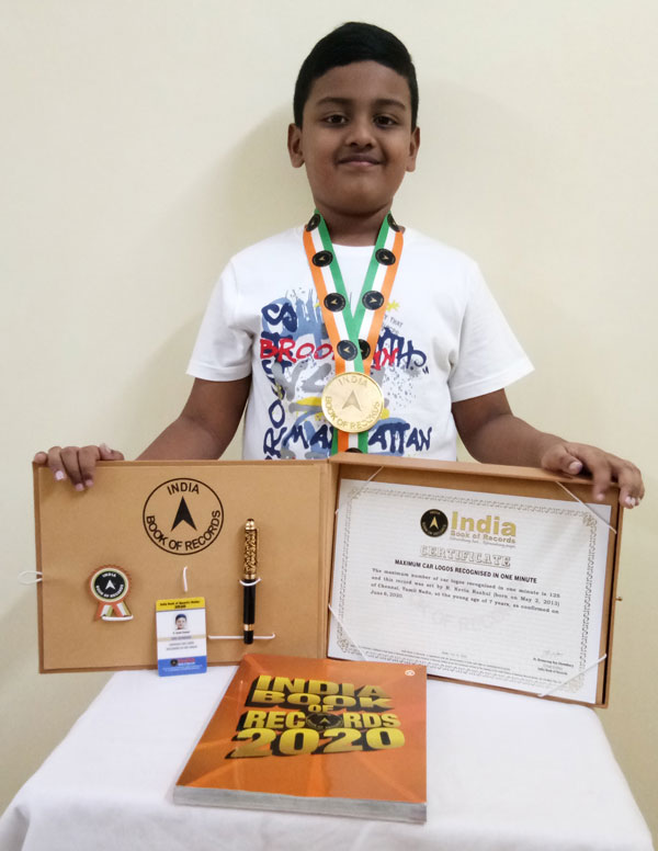 ఆసియా బుక్ ఆఫ్ రికార్డ్స్‌లో చోటుదక్కించుకున్న 7 ఏళ్ల బుడతడు.. ఇంతకీ ఏంటో అతని ప్రత్యేకత తెలుసా ?