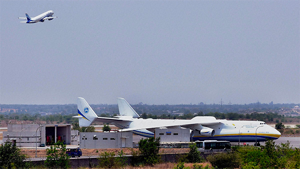 ప్రయాణికులు వణికిపోయేలా చేసే ప్రపంచంలోనే అత్యంత ప్రమాదకరమైన విమానాశ్రయాలు, ఇవే