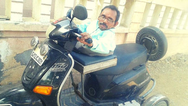 వైకల్యాన్ని అధిగమించి స్కూటర్ తయారుచేసిన వ్యక్తి గురించి మీకు తెలుసా ?