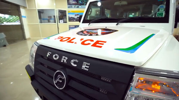 ఆంధ్రప్రదేశ్ పోలీసులు ఉపయోగించనున్న కొత్త కార్స్ : ఫోర్స్ ట్రాక్స్ టైఫూన్