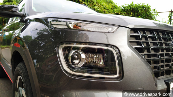 హ్యుందాయ్ వెన్యూ ఐఎమ్‌టి స్పోర్ట్ ట్రిమ్ వేరియంట్ ఫస్ట్ డ్రైవ్ రివ్యూ