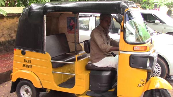 హెల్మెట్ లేదని ఆటో డ్రైవర్‌కి ఫైన్ వేసిన ట్రాఫిక్ పోలీసులు ; ఎక్కడో తెలుసా ? 