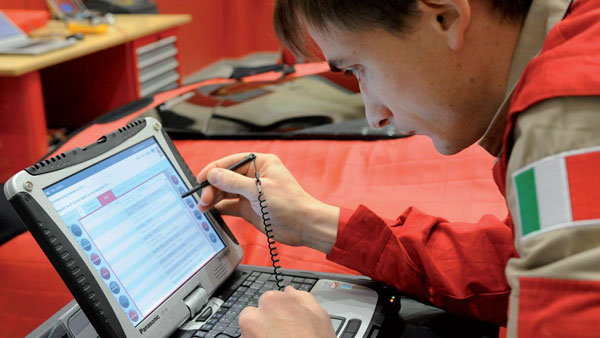 సెకండ్ హ్యాండ్ ఫెరారీ కార్లపై ప్రత్యేకమైన వారంటీ స్కీమ్ - వివరాలు