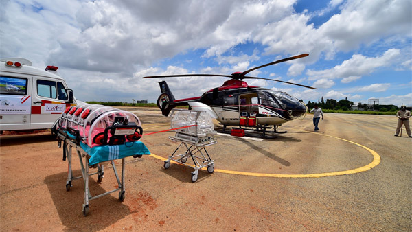 కరోనా రోగులకోసం ఇంటిగ్రేటెడ్ ఎయిర్ అంబులెన్స్ సర్వీస్.. ఎలా ఉందో చూసారా !