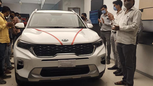 కియా సోనెట్ డెలివరీస్ షురూ.. !