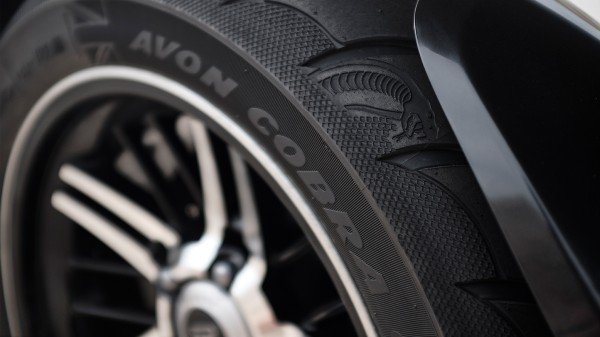 భారత్‌లో ట్రైయంప్ రాకెట్ 3జిటి విడుదల; ధర వింటే షాక్!