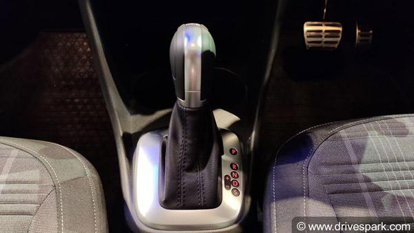 ఫోక్స్‌వ్యాగన్ పోలో, వెంటో ఆటోమేటిక్ వేరియంట్స్ విడుదల; ధర, ఫీచర్లు