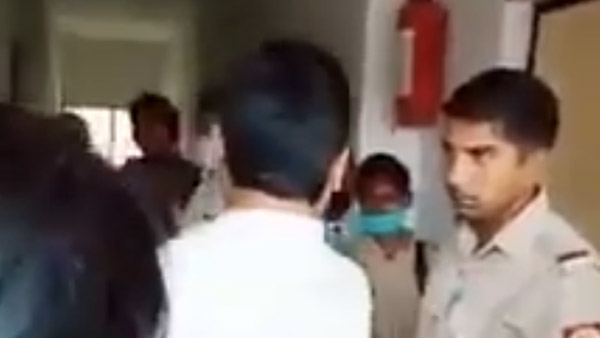 ప్రమాదంలో గాయపడిన మహిళ మరణానికి కారణమైన డాక్టర్ నిర్లక్ష్యం.. ఇంతకీ ఎం జరిగిందంటే ?