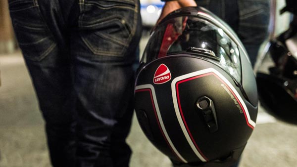 ప్రమాదంలో గాయపడిన మహిళ మరణానికి కారణమైన డాక్టర్ నిర్లక్ష్యం.. ఇంతకీ ఎం జరిగిందంటే ?