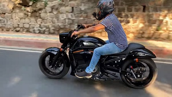 నమ్మండి.. ఇది నిజంగా రాయల్ ఎన్‌ఫీల్డ్ థండర్బర్డ్ 350 బైక్ 