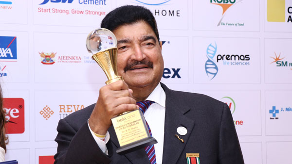 బ్యాంకింగ్ కుంభకోణంలో చిక్కుకున్న బిఆర్ శెట్టి లగ్జరీ కార్స్.. చూసారా !