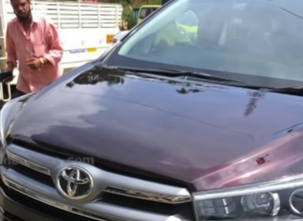 సర్వీస్ సెంటర్ నుంచి దొంగలించబడిన టయోటా ఇన్నోవా క్రిస్టా.. ఇంతకీ ఎలా జరిగిందో తెలుసా ?