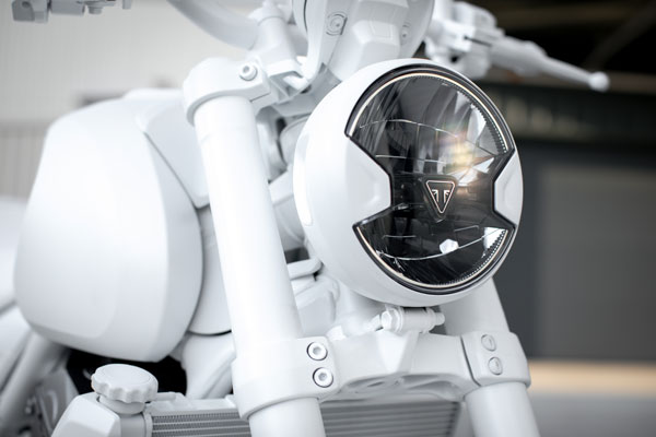 తుది దశ టెస్టింగ్‌లో ట్రైయంప్ ట్రైడెంట్; వచ్చే ఏడాది మార్కెట్లో విడుదల!