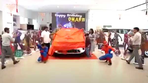 కొత్త స్టైల్‌లో సోనెట్ ఎస్‌యూవీని డెలివరీ చేసినా కియా మోటార్స్.. ఎలాగో తెలుసా ?