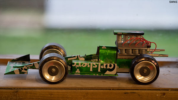 ఖాళీ డబ్బాలతో ఇలా కూడా చేయవచ్చా.. నిజంగా సూపర్ గురూ